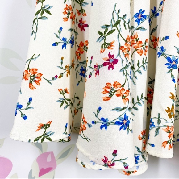 Forever 21 Ditsy Floral Puff Sleeve Mini Dress S - Picture 5 of 13